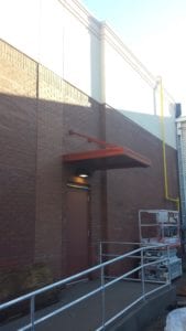 Suspended awnings that rely on hanger rods, support arms, or other overhead support are popular among brick-and-mortar business owners. Our Custom Canvas Works professionals can design custom aluminum suspended canopies that meet your individualized needs.