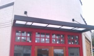 Suspended awnings that rely on hanger rods, support arms, or other overhead support are popular among brick-and-mortar business owners. Our Custom Canvas Works professionals can design custom aluminum suspended canopies that meet your individualized needs.